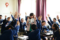 掹c班长君谊中学“新初中”